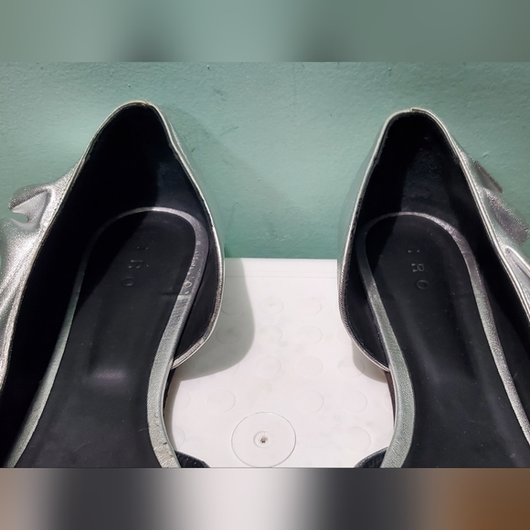 IRO Ruffled Silver Metallic Leather Pointed Toe D'Orsay Flats sz 41 - Picture 7 of 15